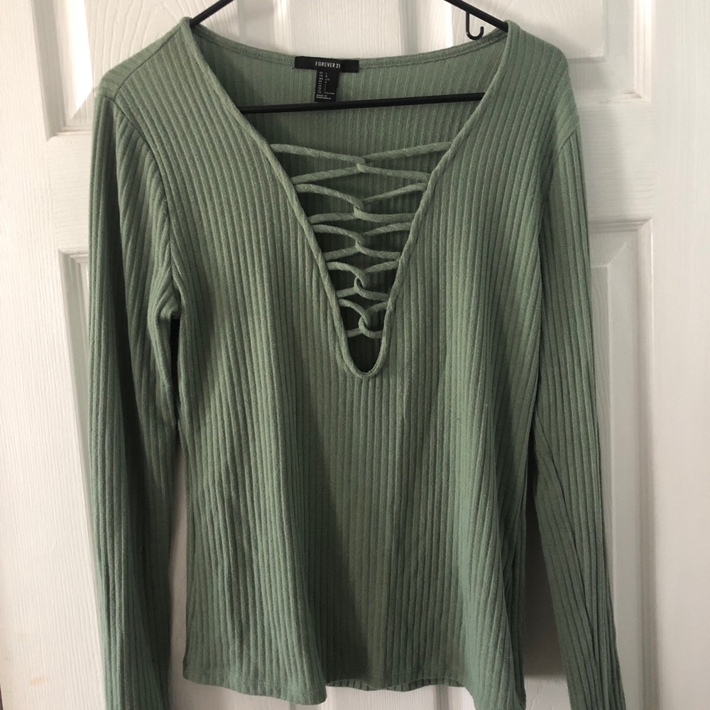 Criss-Cross Fitted Long Sleeve Sweater